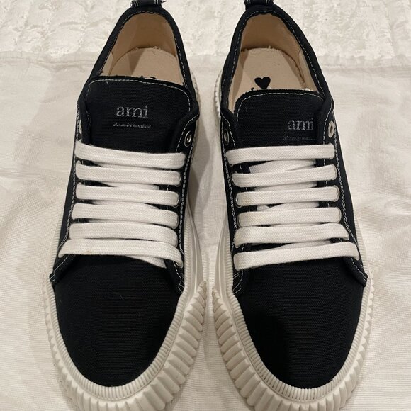 Ami Paris Men's Canvas Sneakers, Size 43 (US 9.5) - Picture 3 of 8